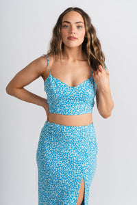 Tie strap floral crop top light blue/white - Adorable top - Stylish Vacation T-Shirts at Lush Fashion Lounge Boutique in Oklahoma City