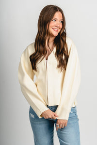 V-neck slit sweater ivory – Stylish Sweaters | Boutique Sweaters at Lush Fashion Lounge Boutique in Oklahoma City