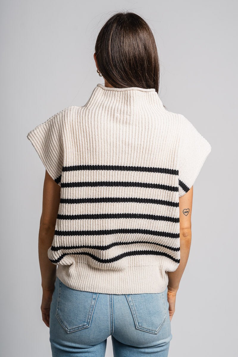 Turtleneck sweater vest cream/black