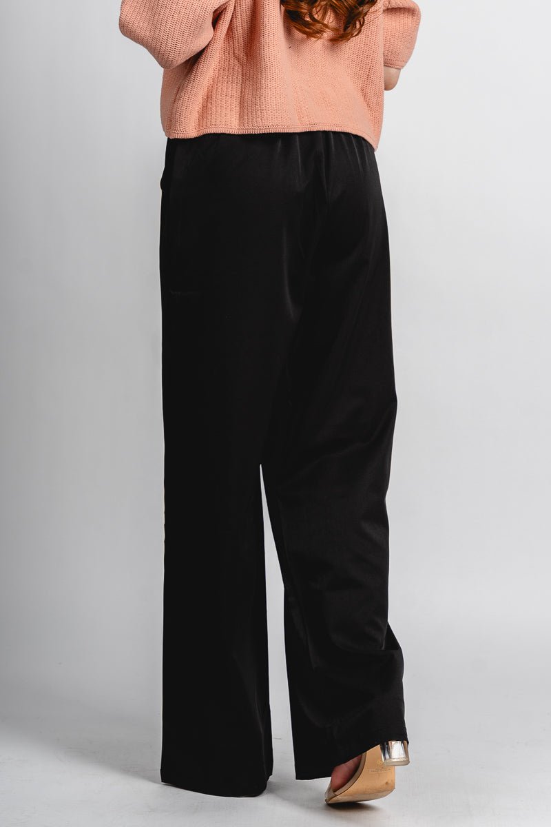 High waist wide leg pants black | Lush Fashion Lounge: women's boutique pants, boutique women's pants, affordable boutique pants, women's fashion pants