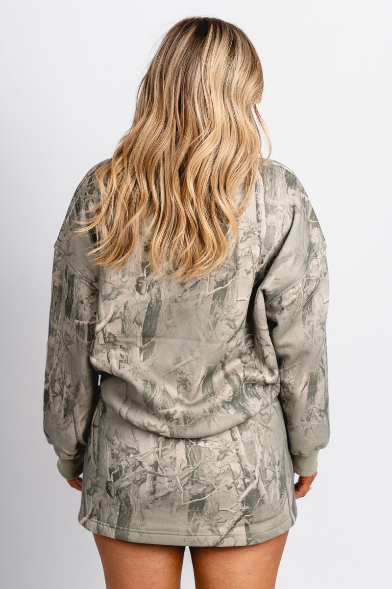 Camouflage sweatshirt sage