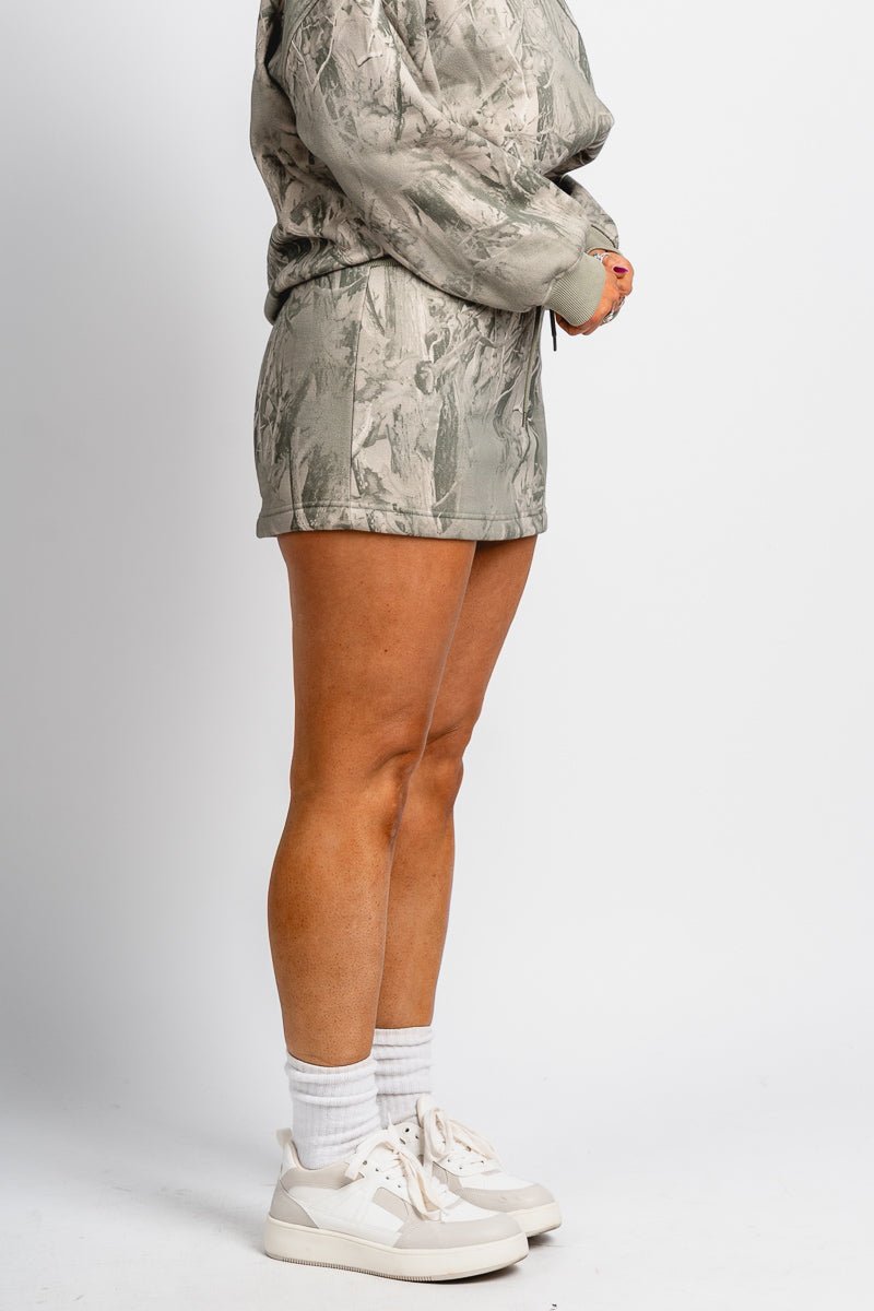Camoflauge skort sage