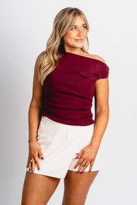 Asymmetrical sweater tank top burgundy – Stylish Sweaters | Boutique Sweaters at Lush Fashion Lounge Boutique in Oklahoma City