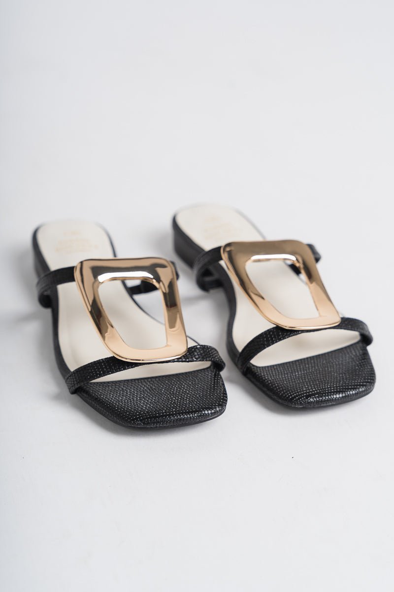 Amiyah buckle sandal black - Stylish shoes - Trendy Staycation Outfits at Lush Fashion Lounge Boutique in Oklahoma City
