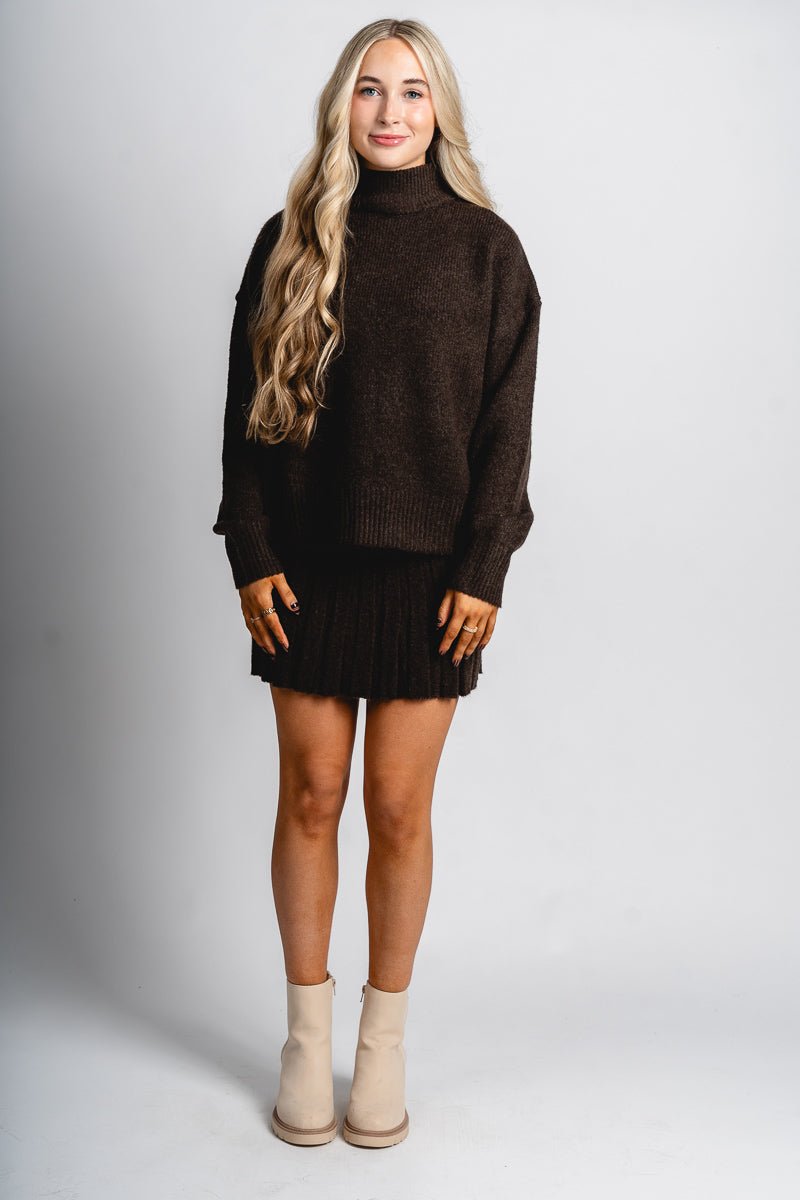 Mock neck sweater brown - Trendy Sweaters | Cute Pullover Sweaters at Lush Fashion Lounge Boutique in Oklahoma City