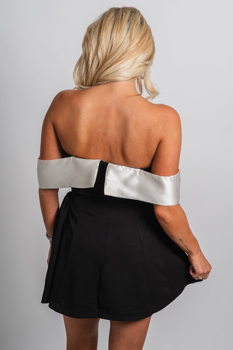 Off shoulder bow mini dress black