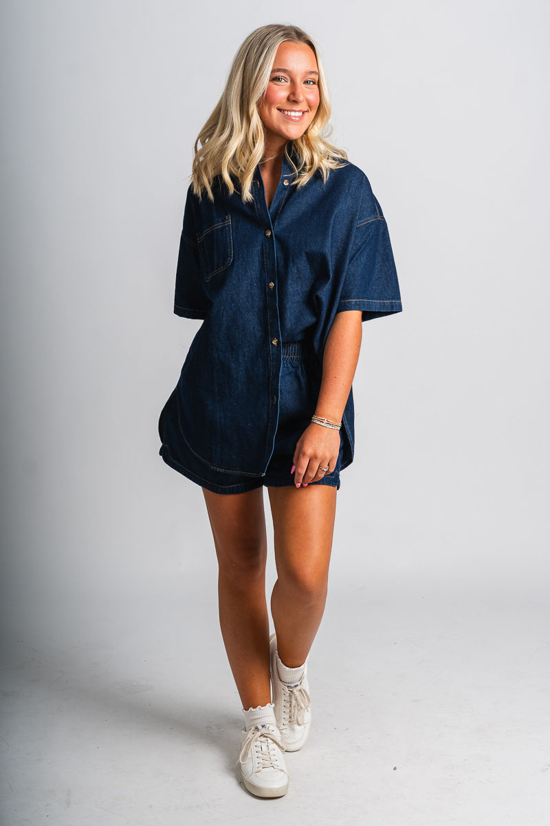 Short sleeve denim shirt dark