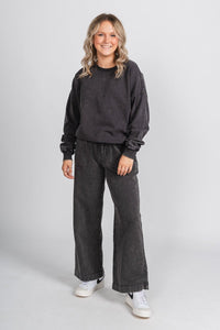 Acid wash sweatshirt charcoal - Stylish Sweatshirt - Trendy Lounge Sets at Lush Fashion Lounge Boutique in Oklahoma City