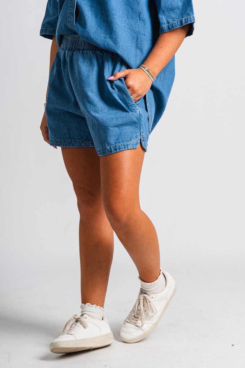 Denim shorts light Stylish shorts - Womens Fashion Shorts at Lush Fashion Lounge Boutique in Oklahoma City