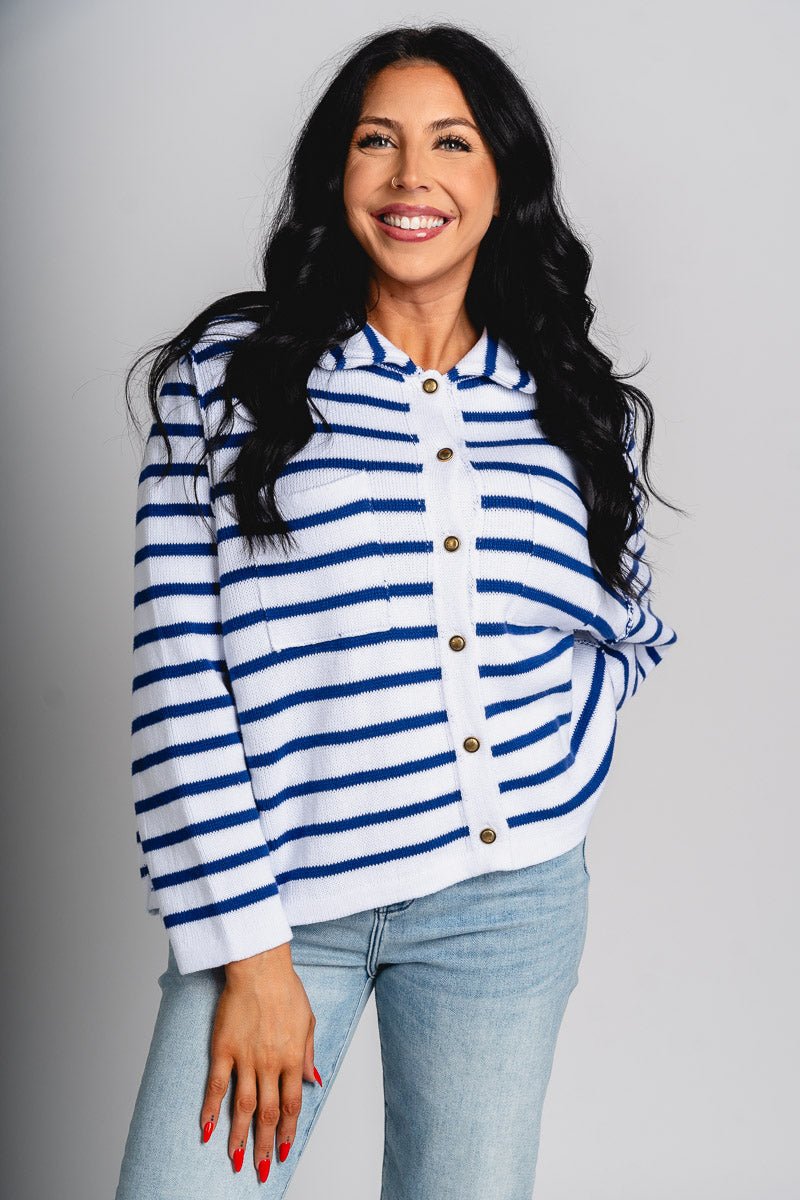 Striped knit sweater white/navy - Trendy OKC Apparel at Lush Fashion Lounge Boutique in Oklahoma City