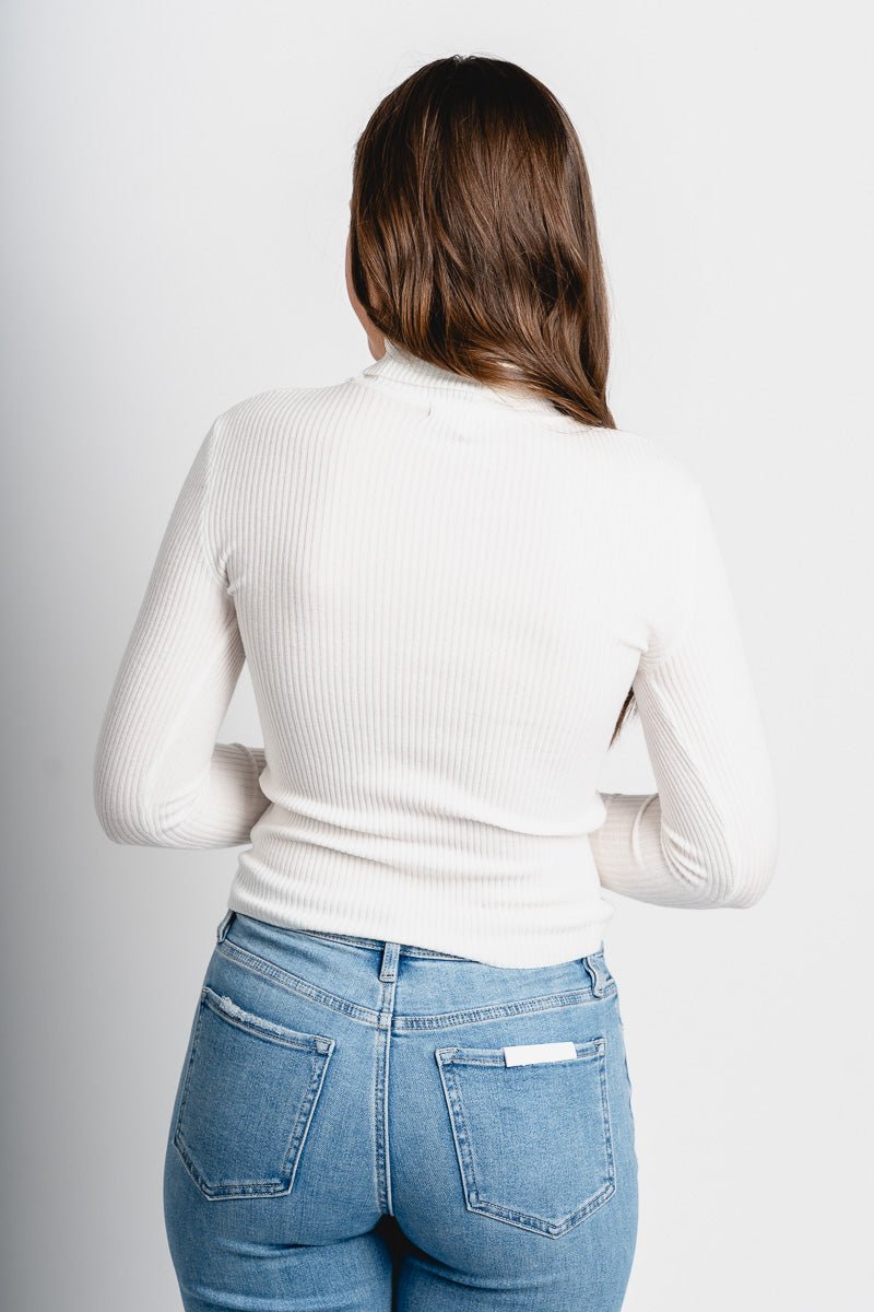 Long sleeve turtleneck top off white