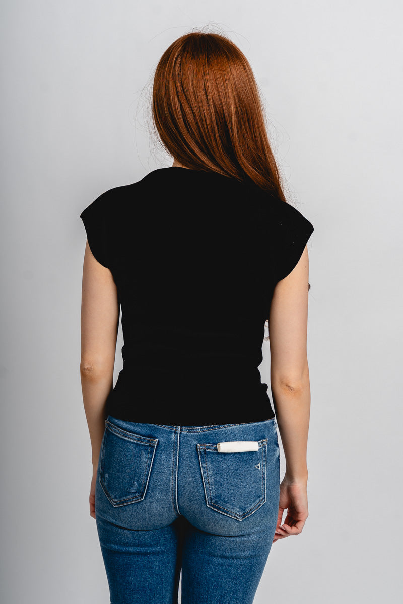 Boat neck sleeveless sweater black