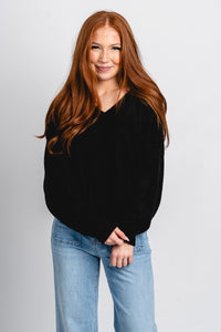 V-neck oversized sweater black – Stylish Sweaters | Boutique Sweaters at Lush Fashion Lounge Boutique in Oklahoma City