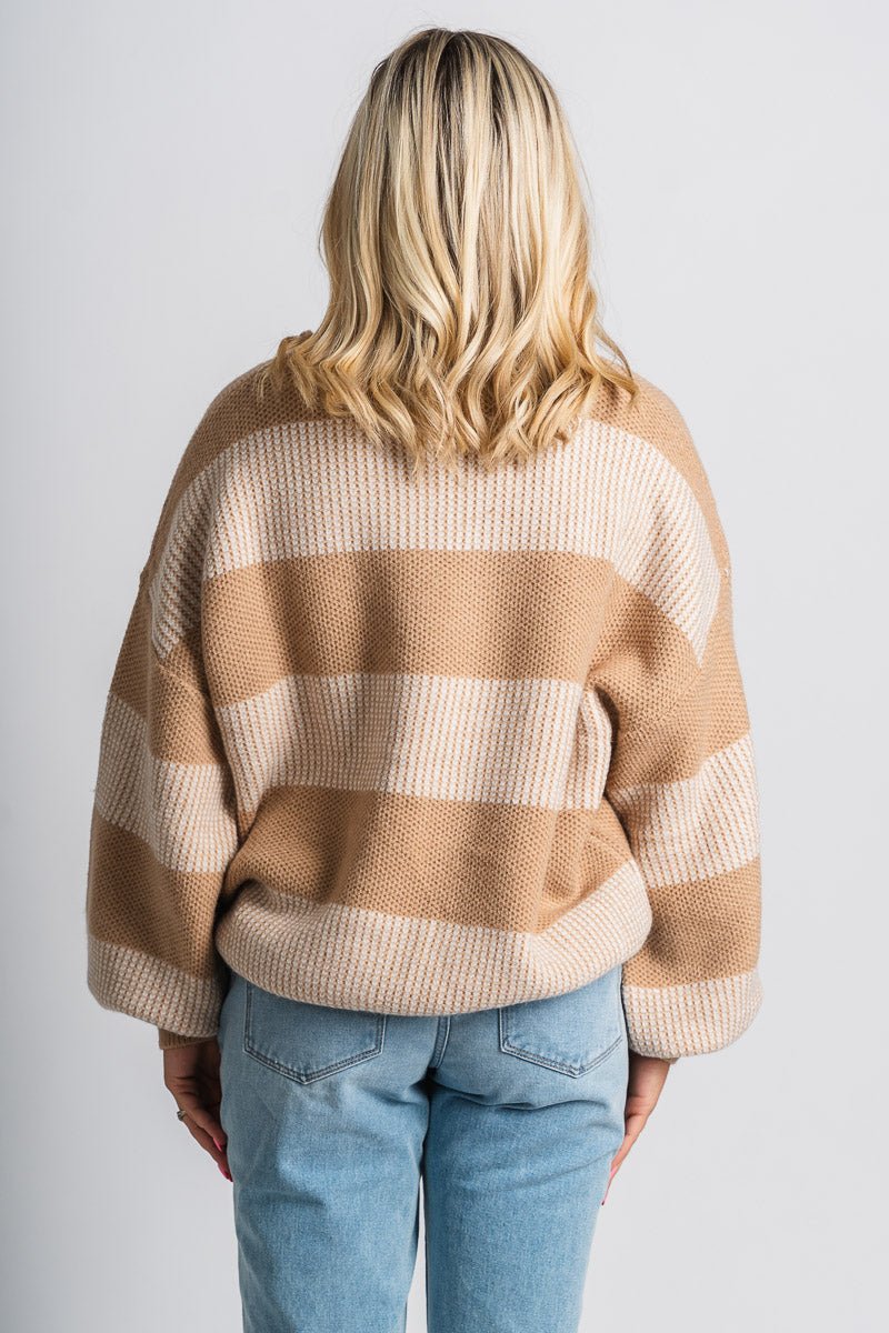 Two tone striped sweater tan/white