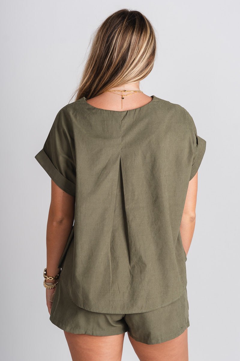 Oversized short sleeve top olive