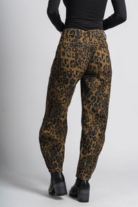 Leopard barrel jeans brown | Lush Fashion Lounge: boutique women's jeans, fashion jeans for women, affordable fashion jeans, cute boutique jeans