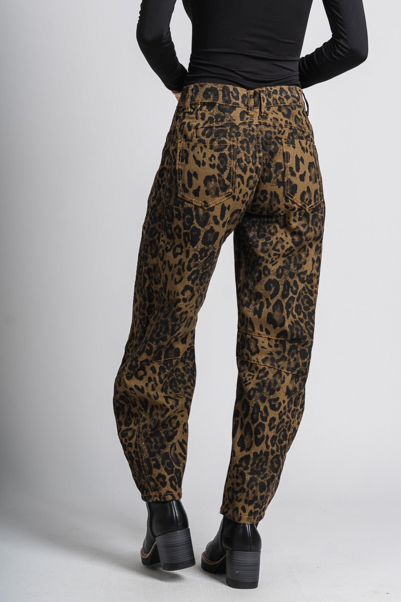 Leopard barrel jeans brown | Lush Fashion Lounge: boutique women's jeans, fashion jeans for women, affordable fashion jeans, cute boutique jeans