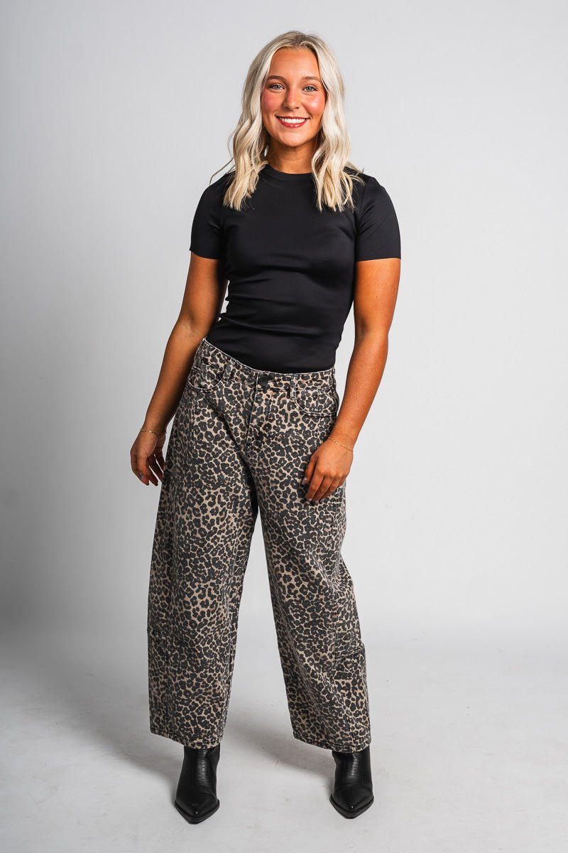 Leopard barrel jeans brown/black | Lush Fashion Lounge: boutique women's jeans, fashion jeans for women, affordable fashion jeans, cute boutique jeans