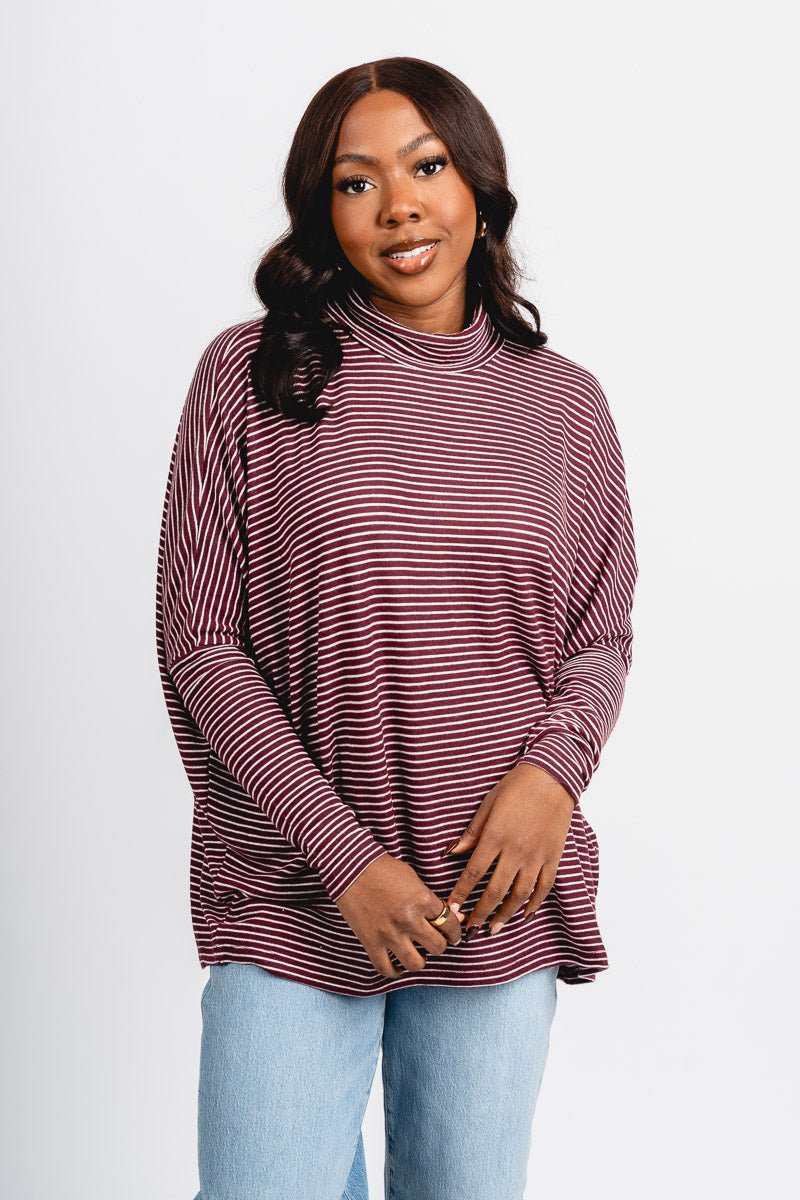 Oversized striped mock neck top cherry/cream