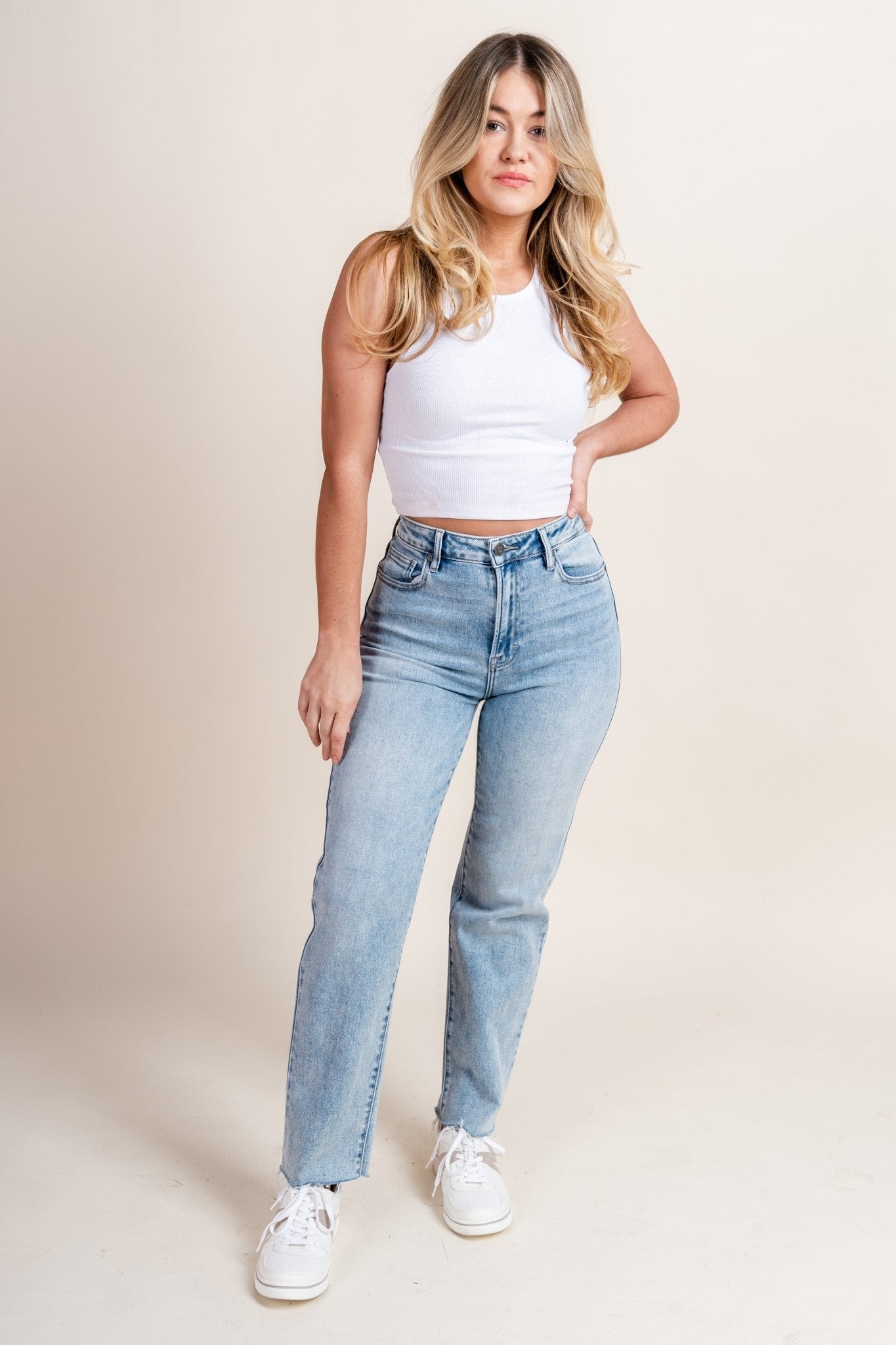 Hidden Tracey high rise straight jeans super light | Lush Fashion Lounge: boutique women's jeans, fashion jeans for women, affordable fashion jeans, cute boutique jeans