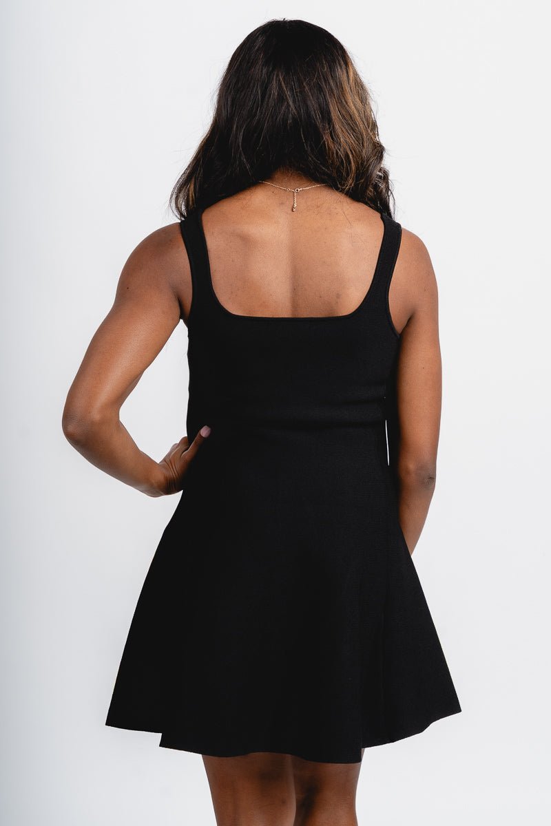 Sleeveless flare mini dress black