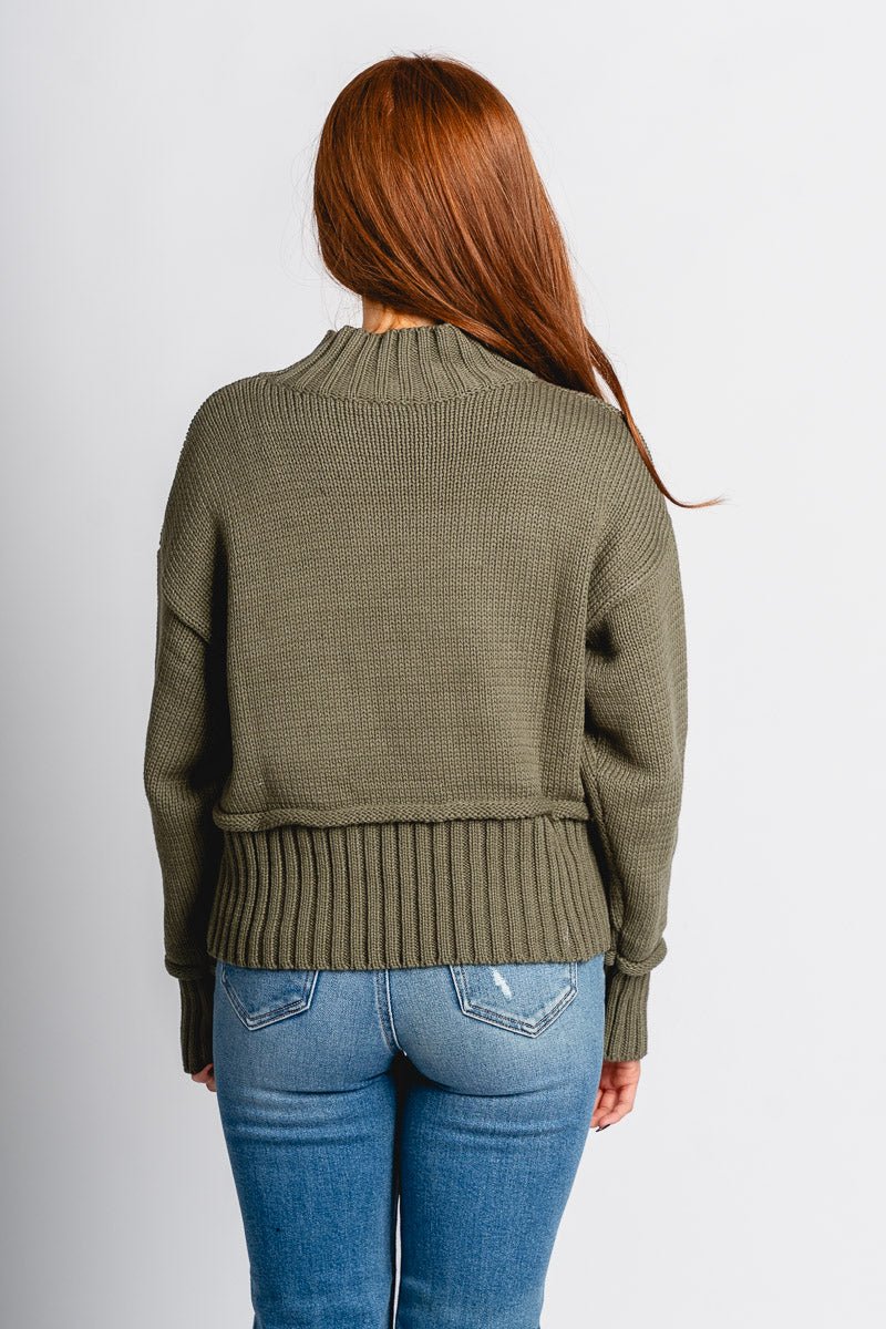 Mock neck sweater olive
