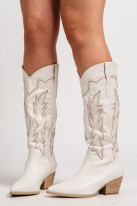 Ainsley cowboy boots white - Cute cowboy boot - Trendy Shoes at Lush Fashion Lounge Boutique in Oklahoma City