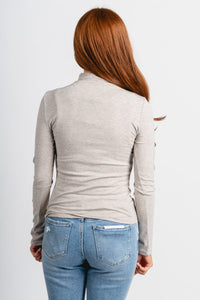 Z Supply Lira long sleeve top natural heather - Z Supply Top - Z Supply Fashion at Lush Fashion Lounge Trendy Boutique Oklahoma City