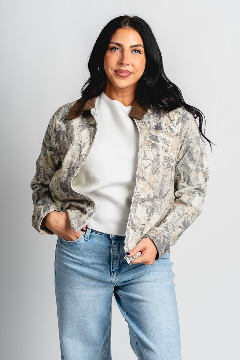 Camo barn jacket green