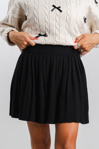 Pleated knit skirt black Trendy Skirts Lush Fashion Lounge