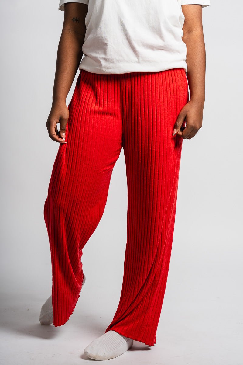 Z Supply Dawn smocked pants haute red - Z Supply pants - Z Supply Tops, Dresses, Tanks, Tees, Cardigans, Joggers and Loungewear at Lush Fashion Lounge