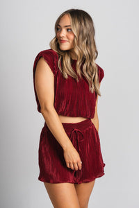 Pleated sleeveless tank top maroon - Affordable Tank Top - Boutique Tank Tops at Lush Fashion Lounge Boutique in Oklahoma City