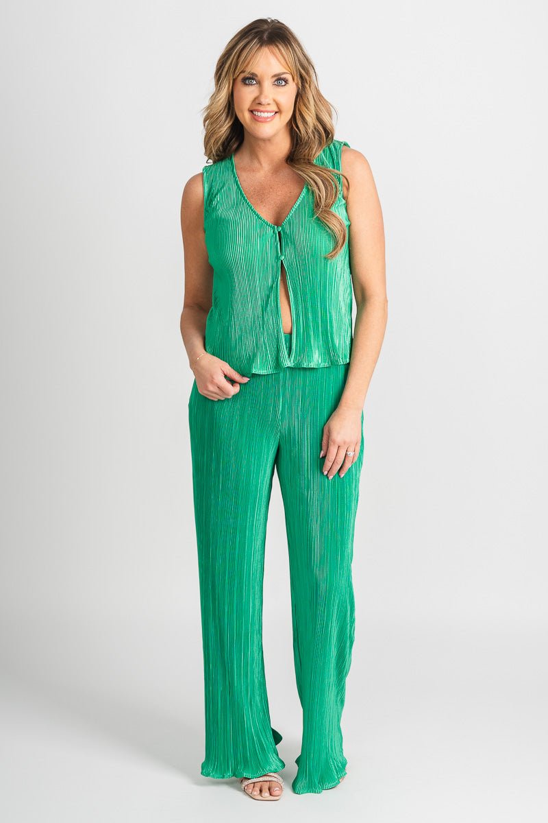 Pleated straight leg pants green | Lush Fashion Lounge: women's boutique pants, boutique women's pants, affordable boutique pants, women's fashion pants