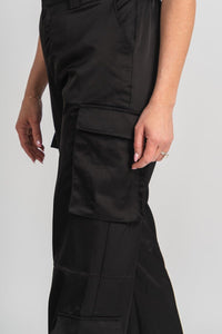 Satin cargo pants black | Lush Fashion Lounge: women's boutique pants, boutique women's pants, affordable boutique pants, women's fashion pants