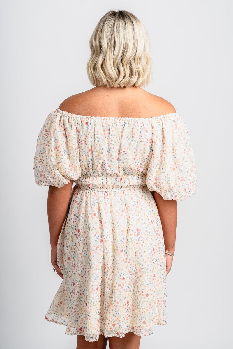 Puff sleeve floral dress cream
