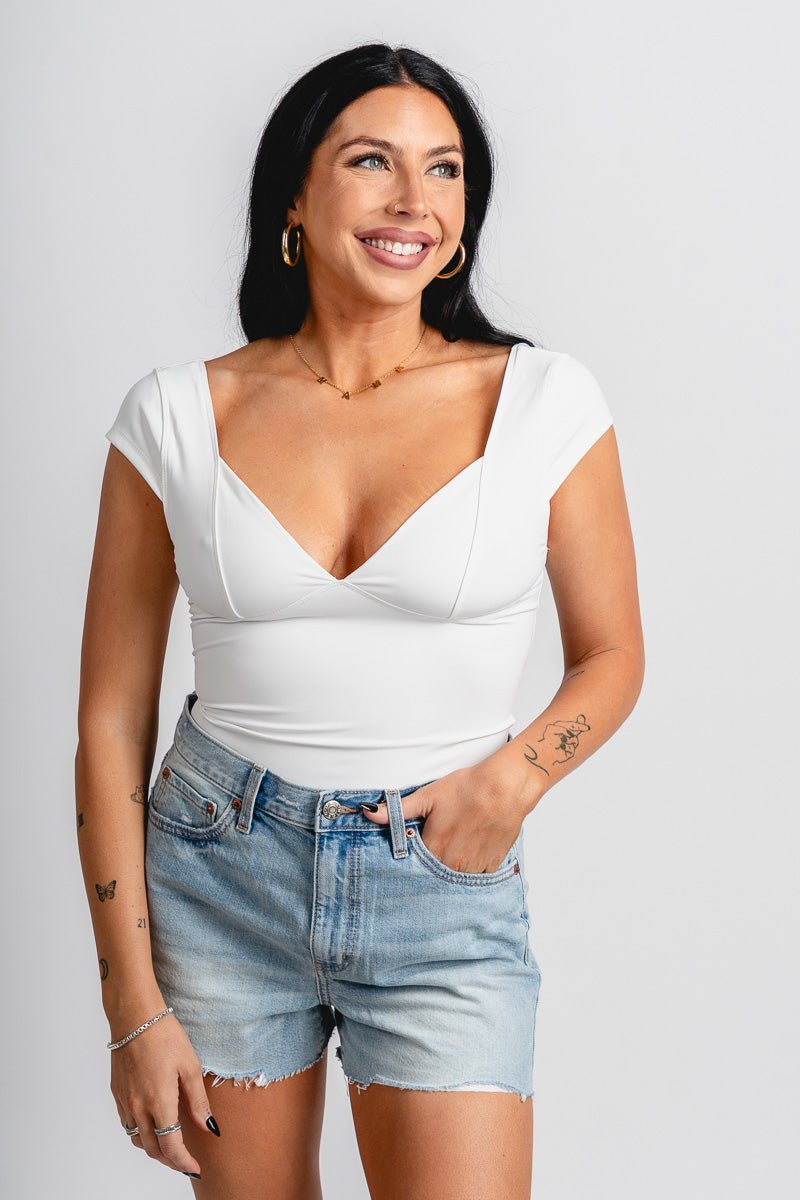 Alina v-neck top white