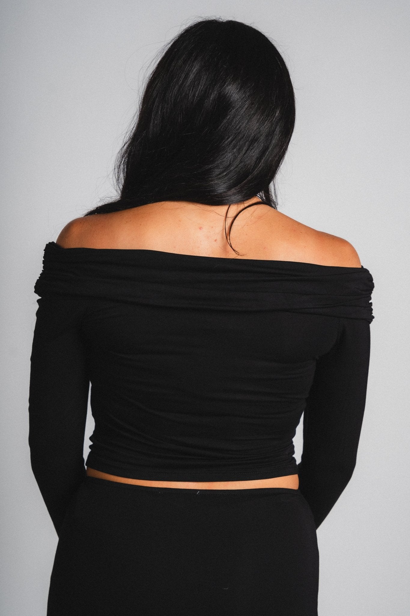 Off shoulder long sleeve top black