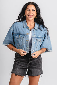 Short sleeve cropped denim jacket medium blue – Trendy Jackets | Cute Fashion Blazers at Lush Fashion Lounge Boutique in Oklahoma City