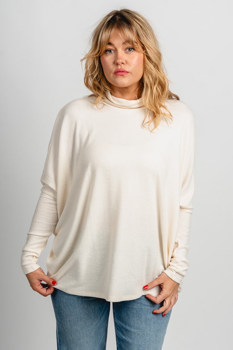 Boxy mock neck sweater top cream
