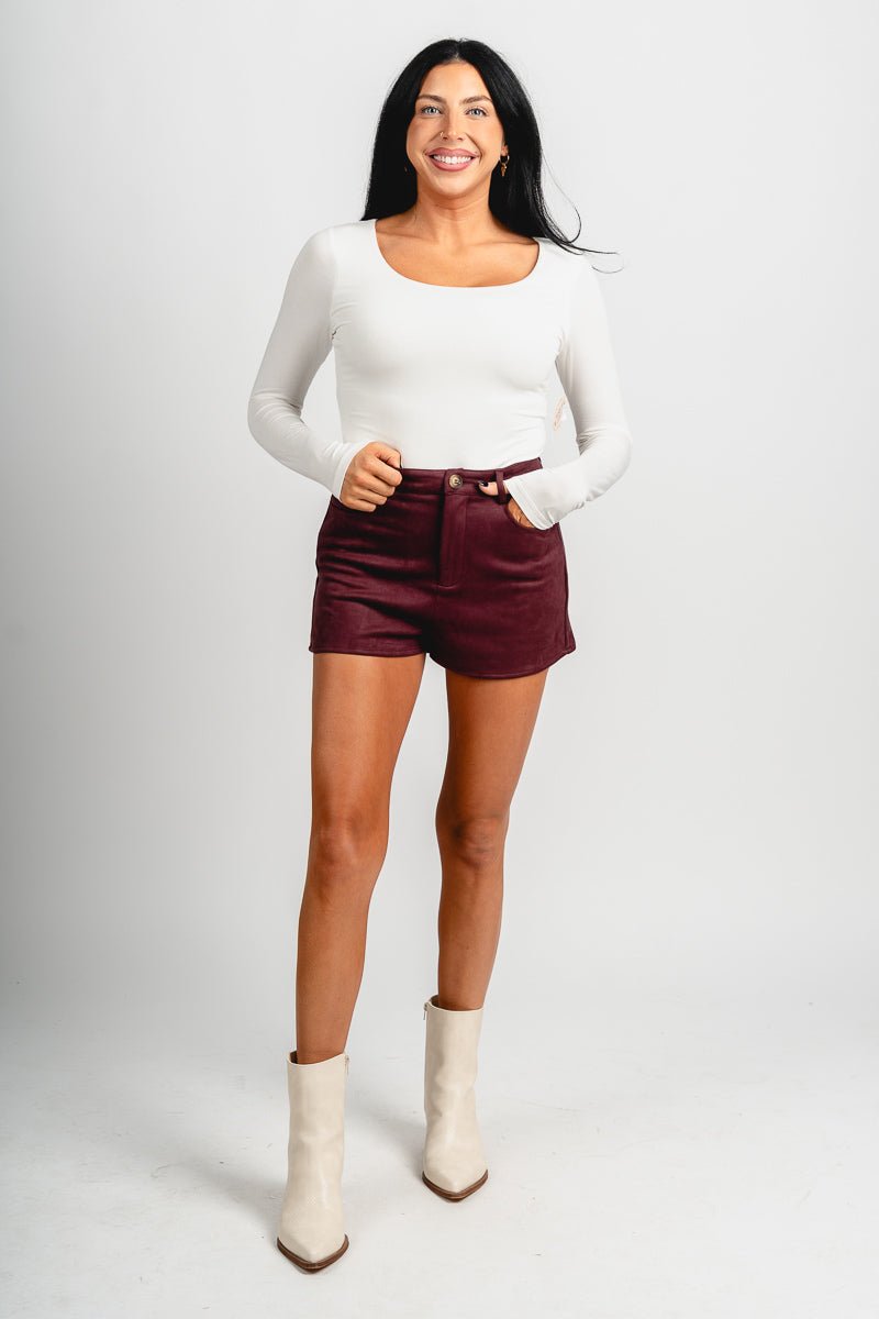 Suede high waisted shorts burgundy