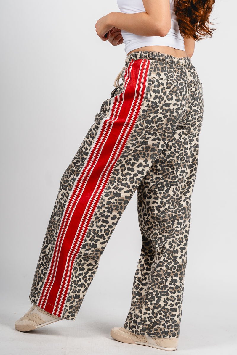 Leopard striped drawstring pants brown/red | Lush Fashion Lounge: women's boutique pants, boutique women's pants, affordable boutique pants, women's fashion pants