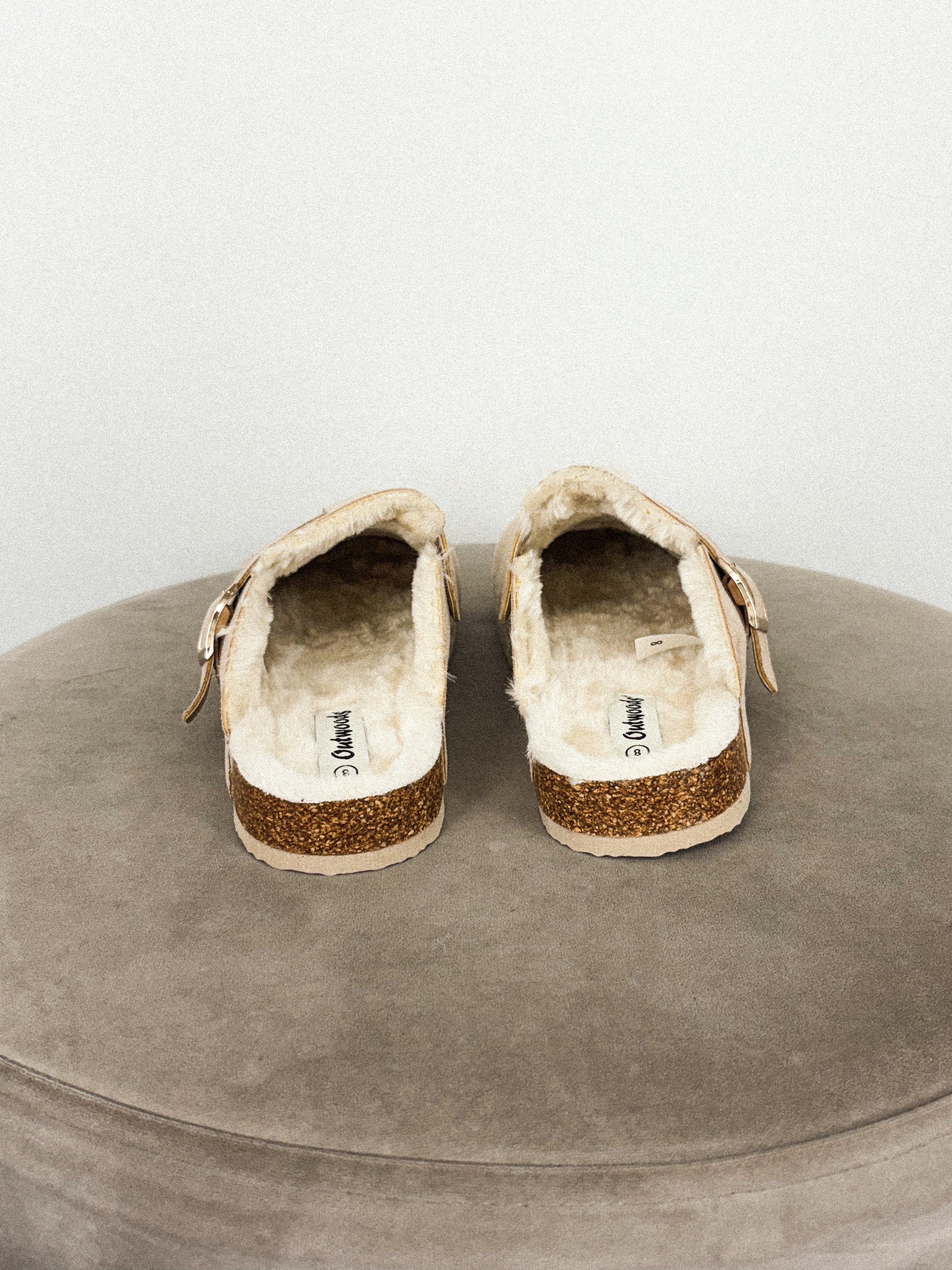 Cozy fur lined mule sand
