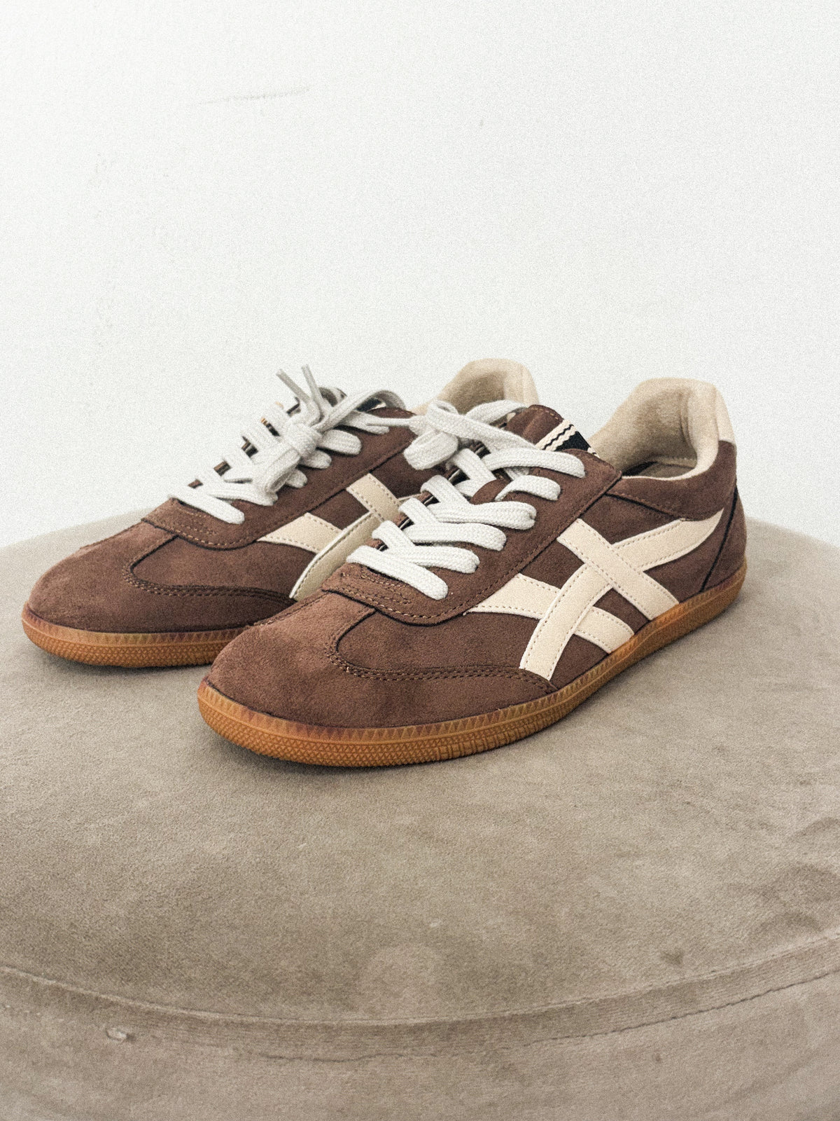 Sasha suede sneaker brown - Cute sneakers - Trendy Shoes at Lush Fashion Lounge Boutique in Oklahoma City