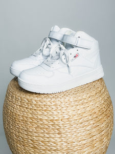 High top sneaker white - Cute sneakers - Trendy Shoes at Lush Fashion Lounge Boutique in Oklahoma City