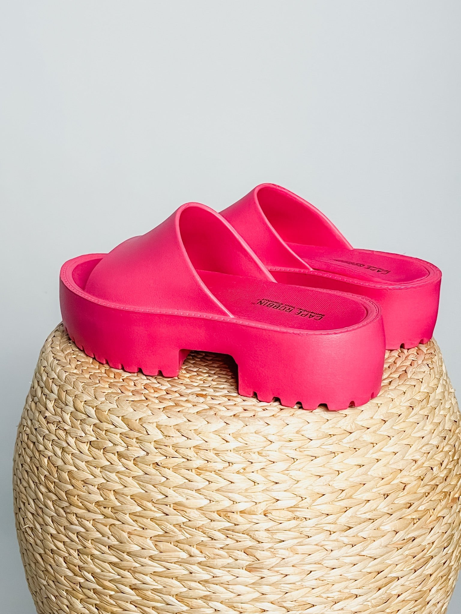 Oriya chunky sandal fuchsia - Affordable shoes - Boutique Shoes at Lush Fashion Lounge Boutique in Oklahoma City