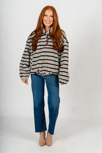 Collared fleece pullover light blue/brown – Fashionable Jackets | Trendy Blazers at Lush Fashion Lounge Boutique in Oklahoma City