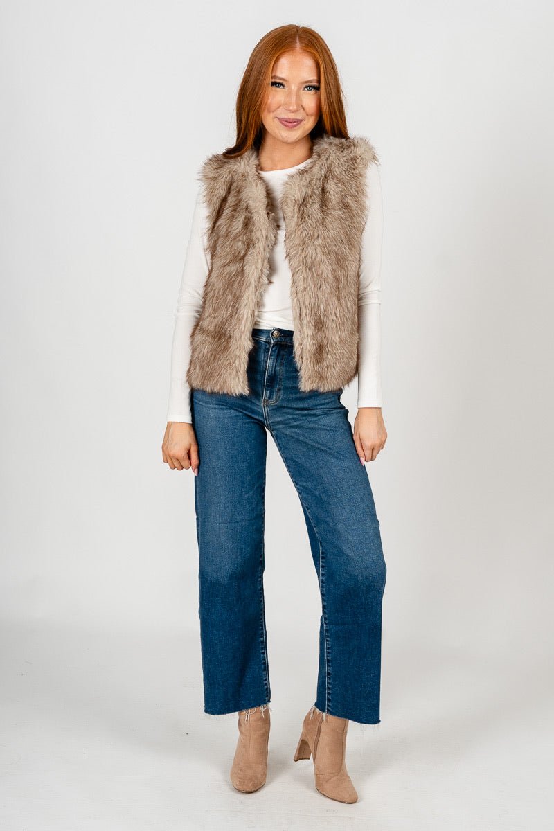Faux fur vest dusk beige