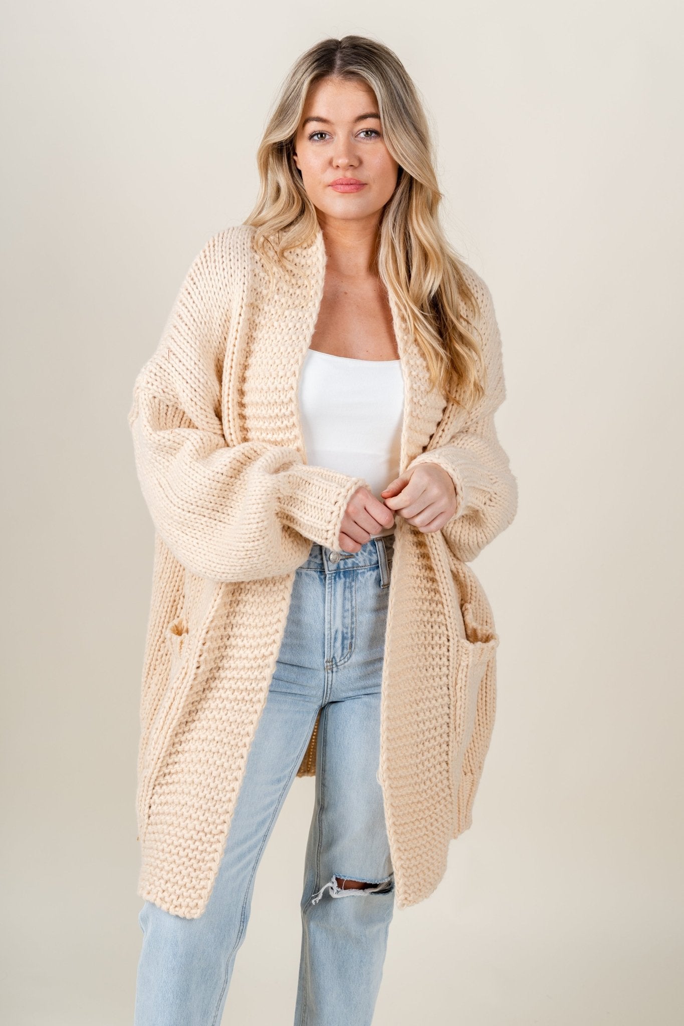 Cable knit chunky cardigan beige