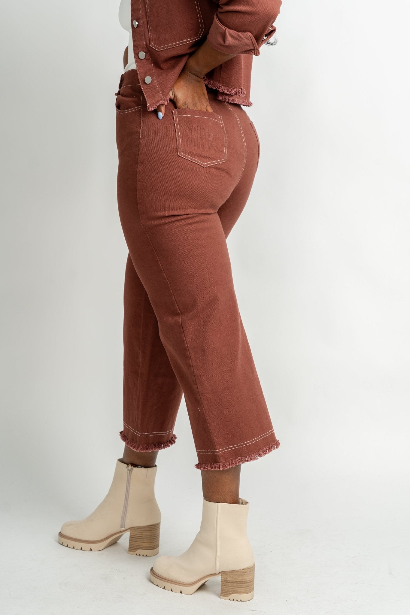 Contrast stitch pants plum | Lush Fashion Lounge: women's boutique pants, boutique women's pants, affordable boutique pants, women's fashion pants