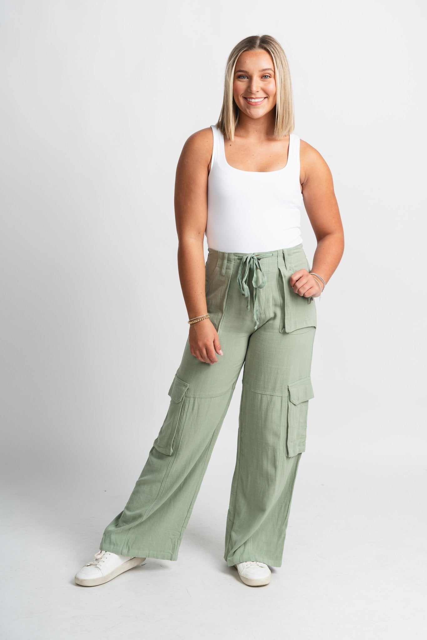 Utility wide leg pants olive | Lush Fashion Lounge: women's boutique pants, boutique women's pants, affordable boutique pants, women's fashion pants
